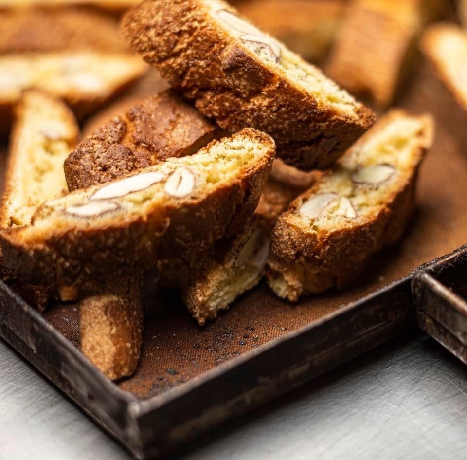 Almond Biscuits — 02_loose.jpg